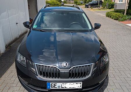Skoda Octavia 1.6 TDI Style Combi Style 1. Hand