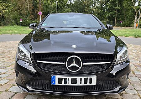 Mercedes-Benz CLA 200 SCORE! Pano, Night Paket, 7G DCT