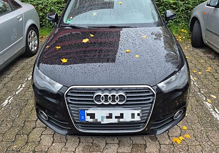 Audi A1 1.6 TDI Attraction Attraction
