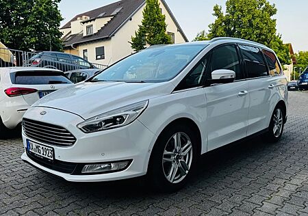 Ford Galaxy 2,0 TDCi 132kW Titanium PowerShift 7 Sitz