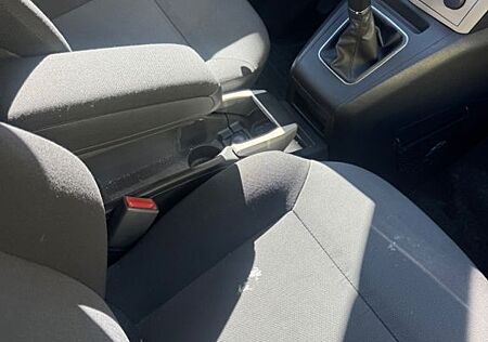 Opel Zafira 1.8 -