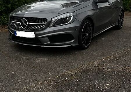 Mercedes-Benz A 200 AMG Line AMG Line