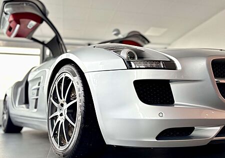 Mercedes-Benz SLS AMG Coupe