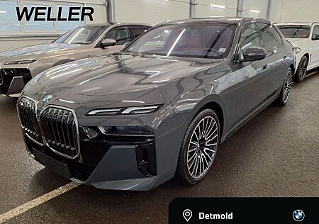 BMW 740d xDr M SPORT AutoTüren,SkyL,StHzg,360°