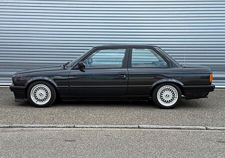 BMW 318i E30 Coupé / Tieferlegung / H-Zulassung