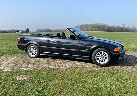 BMW 318i Cabrio