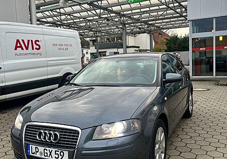 Audi A3 2.0 FSI Attraction Sportback Attraction