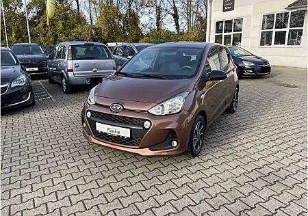 Hyundai i10 Passion DAB+Sitzhzg+LenkradHZG+PDC+Alu+Allw.