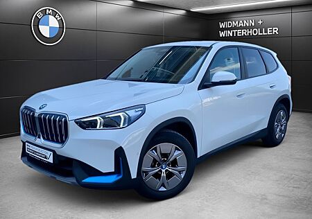 BMW iX1 xDrive30 Ad. LED DA DA+ PA+ HUD LC Pro LRH