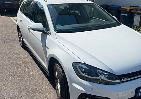 VW Golf Volkswagen 1.4 TSI 92kW DSG BMT R-Line Variant H...
