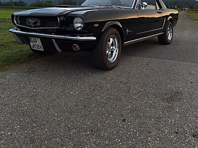 Ford Mustang *V8* Baujahr 1965 Super Zustand
