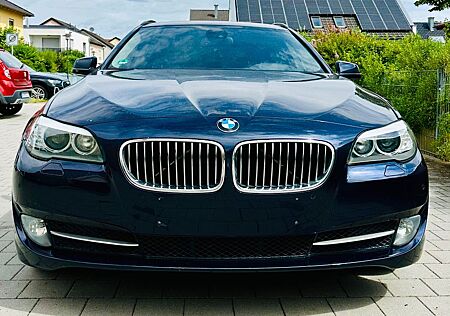 BMW 520d Touring Navi Standheizung Head-Up-Display