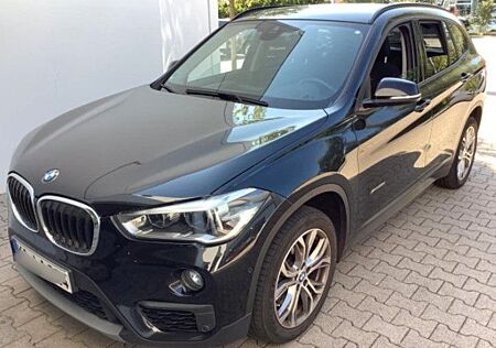 BMW X1 xDrive 20 i Advantage Navi*Kamera*1.Hand