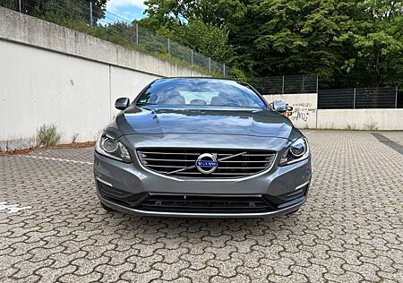 Volvo S60 T3 Geartronic Linje Svart Linje Svart
