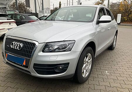 Audi Q5 2.0 TFSI quattro Xenon PDC LED 1 Hand