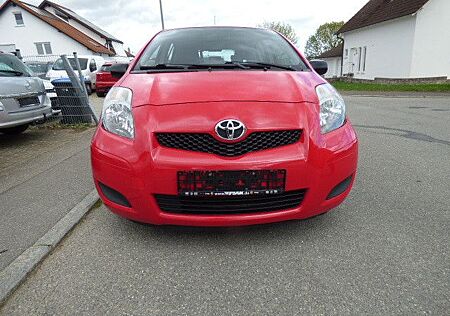 Toyota Yaris 1,0-l-VVT-i Team 1-Hand