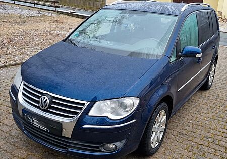 VW Touran Volkswagen 1.4 TSI 103kW TÜV 04/26 Lederausstattung