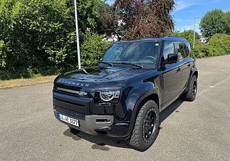Land Rover Defender 110 D300 AWD X-DYNAMIC SE