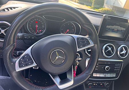 Mercedes-Benz A 200 d AMG Line AMG Line