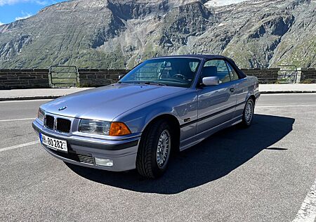BMW 320i Cabrio E36 Originalzustand Wertgutachten 2+