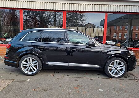 Audi Q7 3.0 TDI quattro S Line/Pano/R21/7 Sitze/VOLL