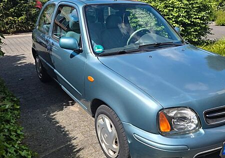Nissan Micra 1.0 Elegance Elegance
