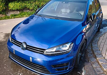 VW Golf Volkswagen 2.0 TSI DSG 4MOTION BMT R 400 PS