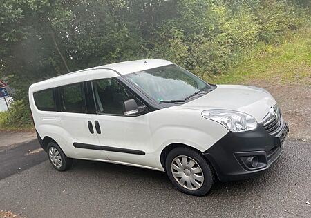 Opel Combo D 1.6,L2H1 5-Sitzer Maxi, Klima, kein Tüv