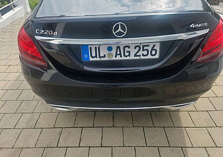Mercedes-Benz C 220 d 4MATIC Autom. -