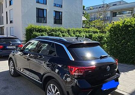 VW T-Roc Volkswagen 1.5 TSI ACT OPF DSG Sport Sport Navi SHZ