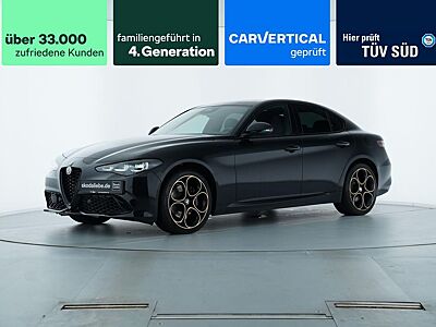 Alfa Romeo GIULIA INTENSA Q4 2.0TURBO ABSTANDSTEMPOMAT+LED