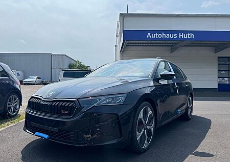 Skoda Octavia Combi RS 19" AHK CANTON MATRIX TRAVEL