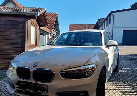 BMW 118i -