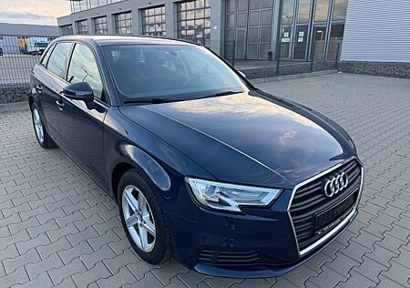 Audi A3 1,6 TDI Sportback basis Xenon Navi