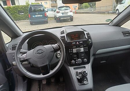 Opel Zafira 1.8 Family Family