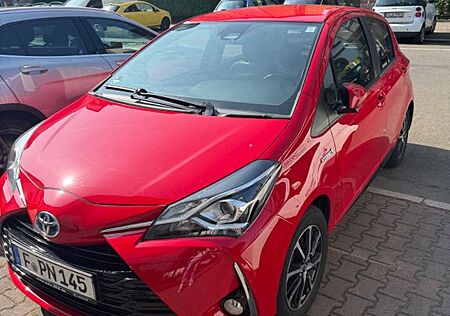 Toyota Yaris 1,5-l-VVT-i Hybrid CVT Team Deutschlan...