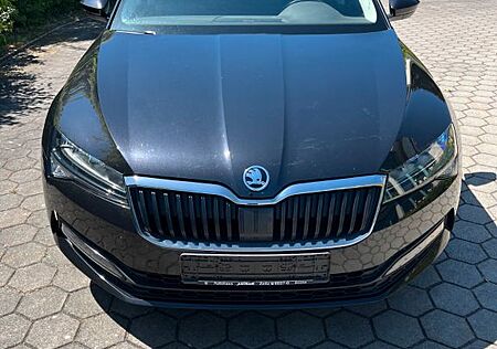 Skoda Superb 2.0 TDI SCR ACTIVE Combi ACTIVE