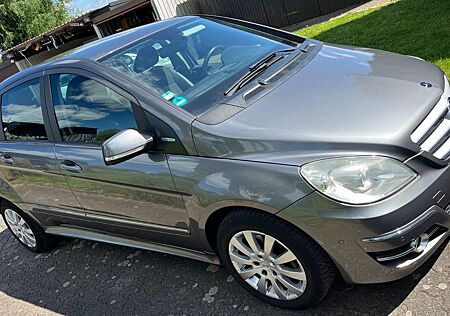 Mercedes-Benz B 160 BlueEFFICIENCY -