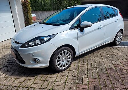 Ford Fiesta 1,25 60kW nur 51Tkm, 1.Hand