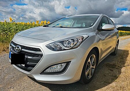 Hyundai i30 1.6 CRDi 100kW Trend DCT Trend