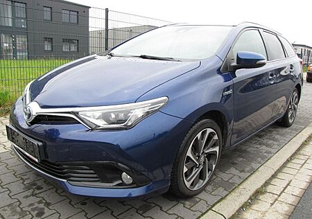 Toyota Auris Touring Sports Hybrid Design Edition