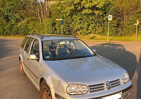 VW Golf Volkswagen 4 1.6 BJ 2000 mit LPG Gas Ausrüstung