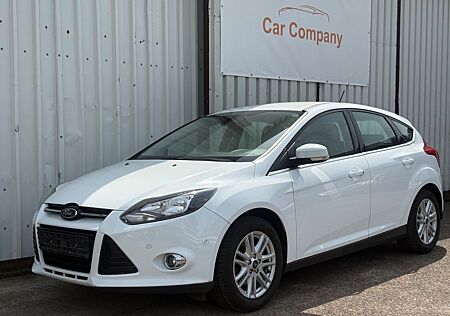 Ford Focus Lim. Titanium 2.Hand*Zahnriemen neu*PDC*