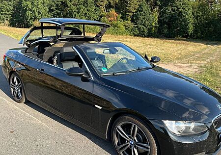 BMW 325i Cabrio -E93