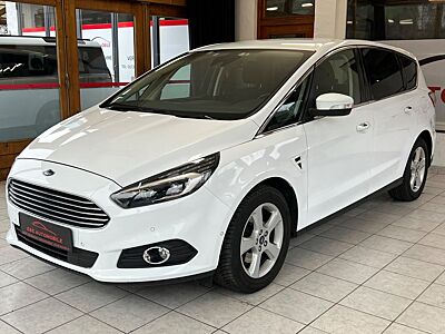 Ford S-MAX Titanium |XENON|NAVI|AHK|PDC|ACC|8-FACH|