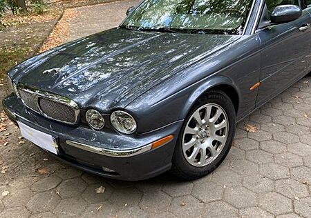 Jaguar XJ6 3 Liter -