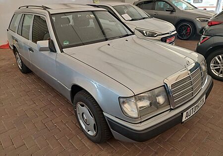 Mercedes-Benz 230 TE W124 Kombi Automatik Klima Schiebedach