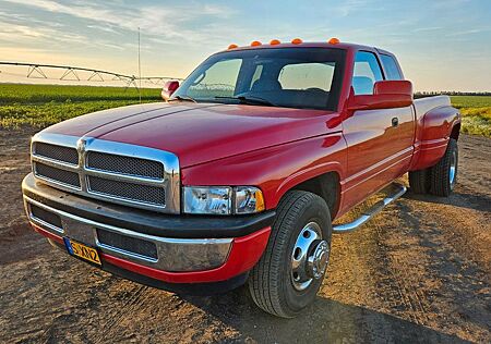 Dodge RAM 3500 Cummins