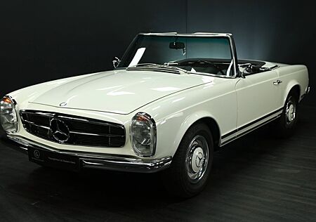 Mercedes-Benz 230 SL "Pagode", 4-Gang & Servo ! Restauriert !!