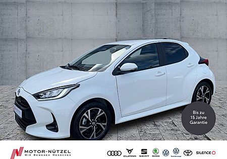 Toyota Yaris 1.5 Hybrid TEAMPLAYER LED+ACC+APP+SHZ+RFK